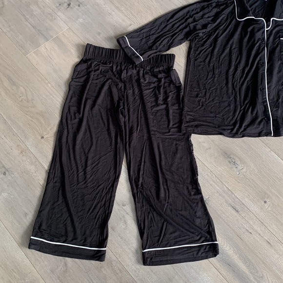 Riot Theory Ella Black Pajamas Small/XS - Picture 4 of 6